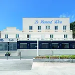 Otel Le Homard Bleu