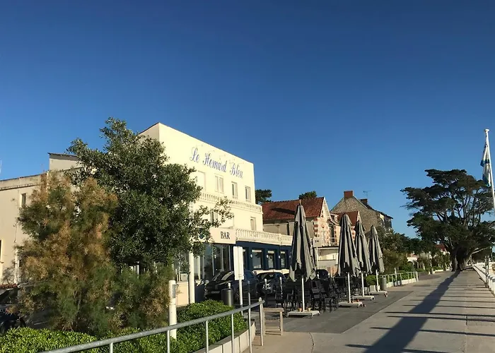 Hotel Le Homard Bleu 3*