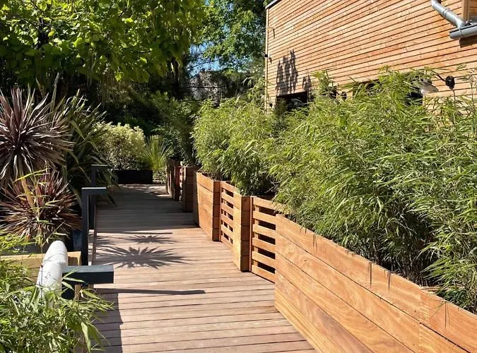 Le Homard Bleu Hotel