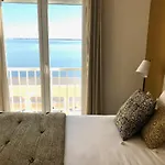 Le Homard Bleu Hotel